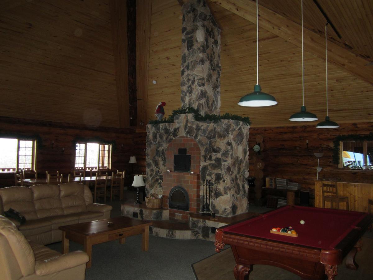 Smithers Driftwood Lodge Dış mekan fotoğraf
