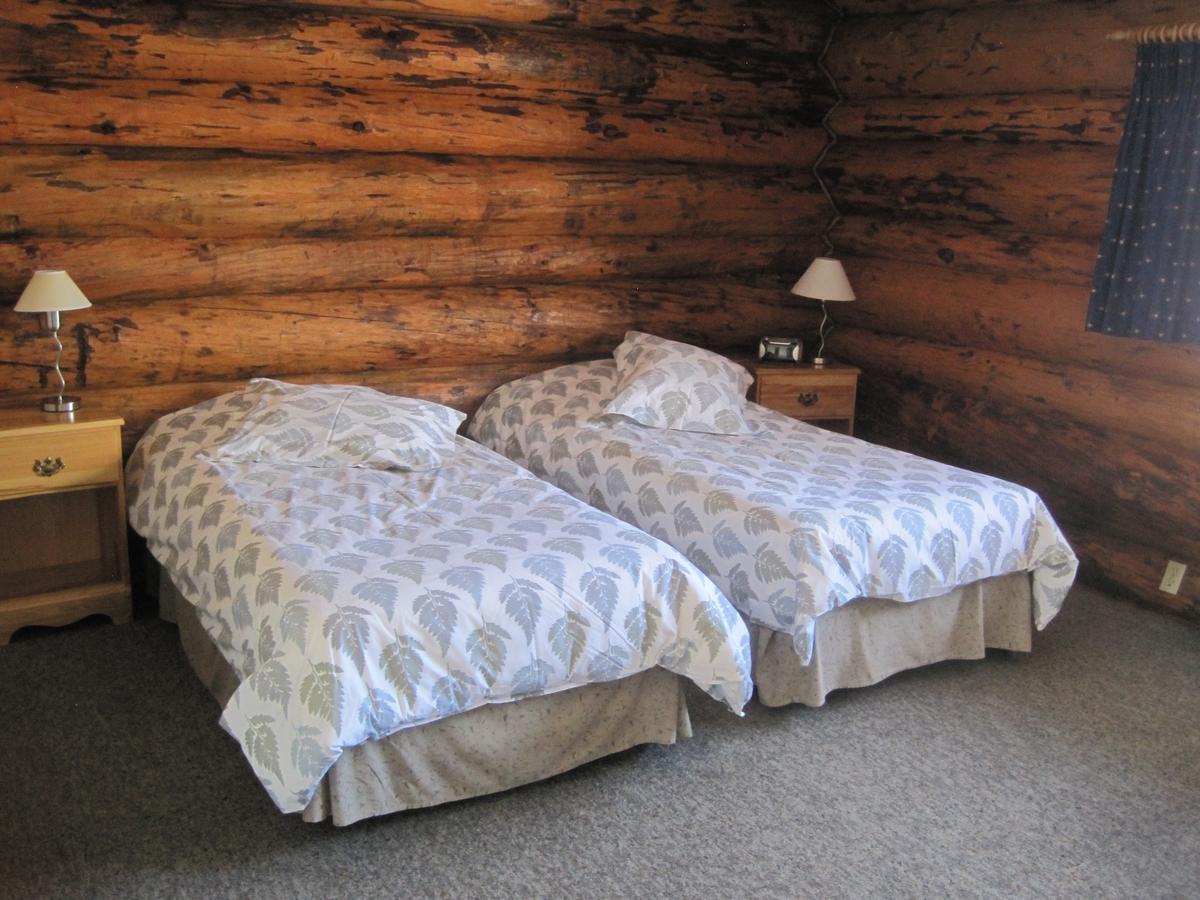Smithers Driftwood Lodge Dış mekan fotoğraf